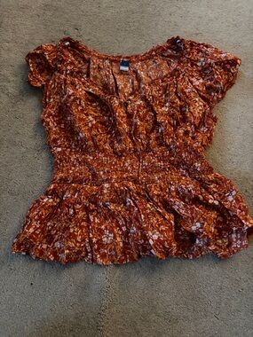 Old Navy Rust Floral Ruffled Peplum Blouse